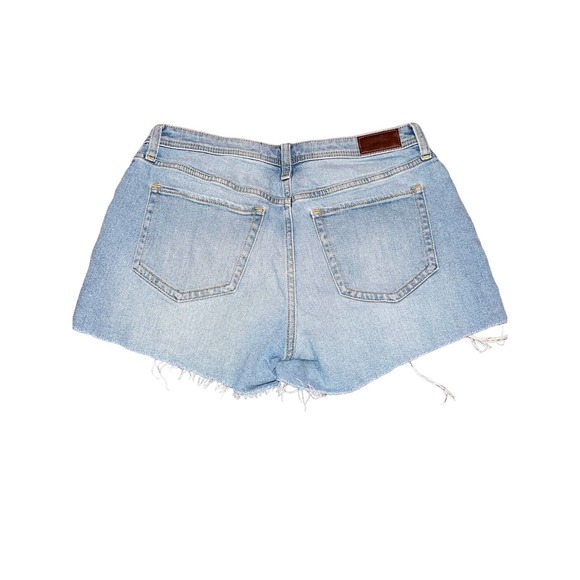 Hollister High Rise Mom Short 3” Size 29 - Picture 3 of 3